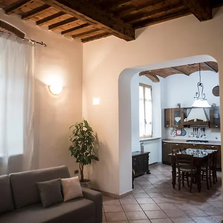 아파트 Carla E Lui A *