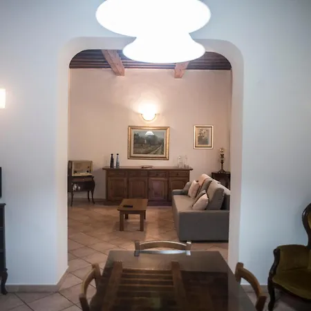 Carla E Lui A 리보르노